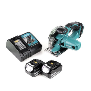 Makita DCS 552 RT 18 V Akku Metall Handkreissäge 136 mm + 2x 5,0 Ah Akku und Lader + Sägeblatt und Schutzbrille