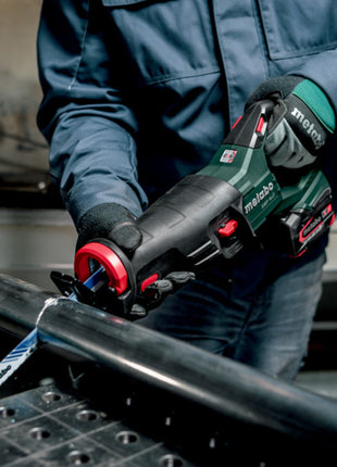 Scie sabre sur batterie Metabo SSEP 18 LT 18 V 32 mm + 1x batterie LiHD 4,0 Ah + Metabox - sans chargeur