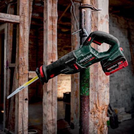 Metabo SSEP 18 LT BL Akku Säbelsäge 18 V 32 mm Brushless + 1x LiHD Akku 5,5 Ah + Ladegerät + Metabox