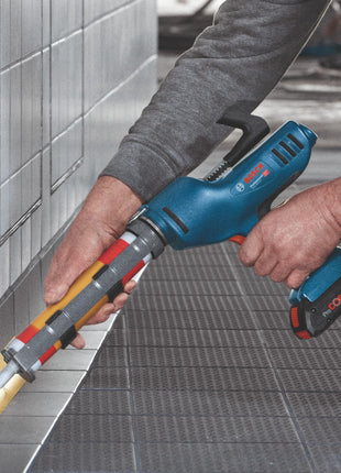 Bosch GCG 18V-310 Professional Akku Kartuschenpresse 18 V 310 ml 3,5 kN + 1x Akku 2,0 Ah - ohne Ladegerät