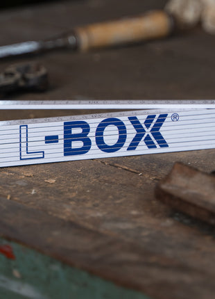 La regla plegable de madera L-BOXX para profesionales