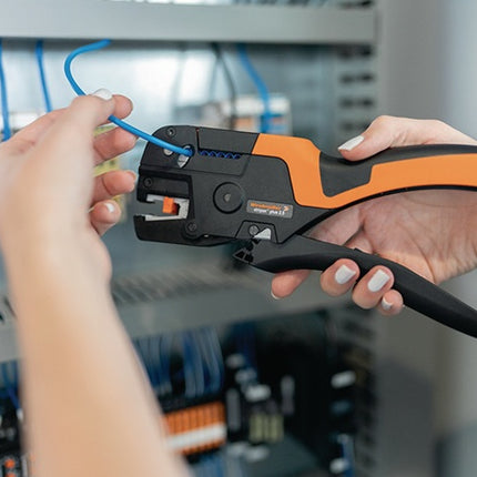 Weidmüller Automatikabisolierzange STRIPX® PLUS 2.5 ( 4000811191 ) Länge 210 mm