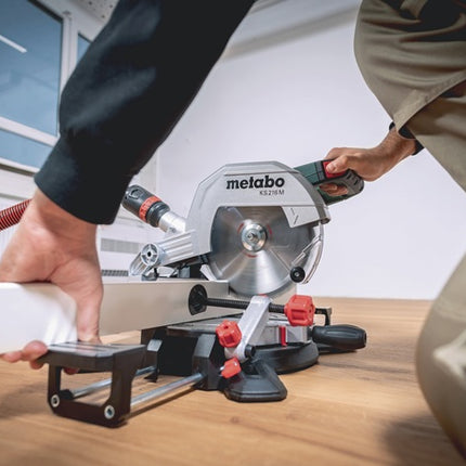 Metabo Kapp- und Gehrungssäge KS 216 M Set ( 4682108017 ) 120 x 60 mm 216 x 30 mm