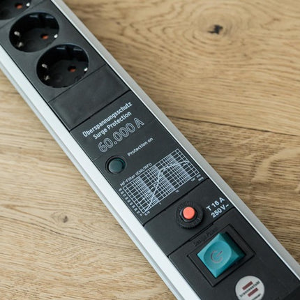 Brennenstuhl Steckdosenleiste Premium-Protect-Line ( 8001484633 ) 16 A 230 V schwarz/silber 3 m PVC 1,5 mm²