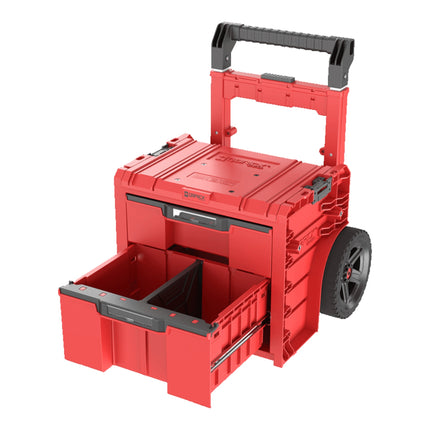 Qbrick System PRO Cart 2.0 Plus Drawer 2 Red Ultra HD Custom mobile Box auf Rädern 520 x 415 x 660 mm 9,5 l 12 l abnehmbarer Doppelteleskopgriff