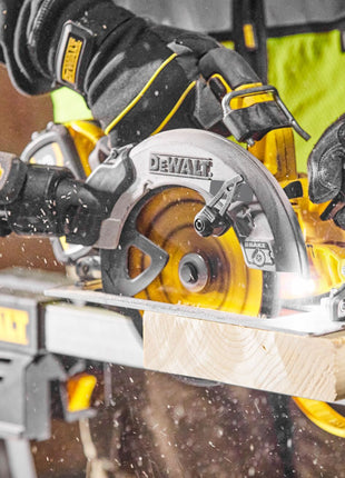 DeWalt DCS 573 X2T Akku Handkreissaege 18 V 190 x 30 mm Brushless 2x Akku 9 0 Ah Ladegeraet TSTAK 4 - toolbrothers