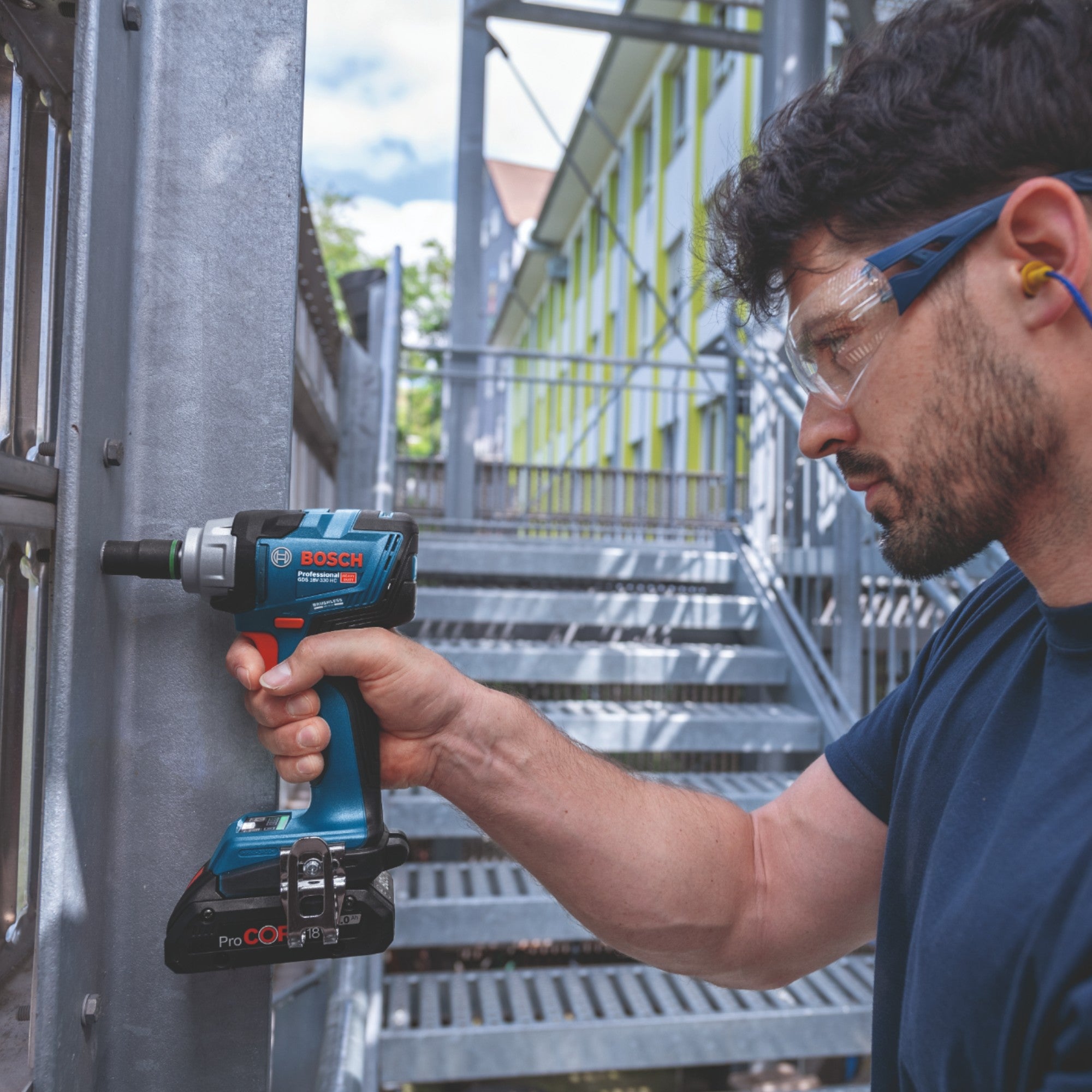 Bosch GDS 18V 330 HC Professional Akku Schlagschrauber 18 V 330 Nm 1 2 Brushless 2x Akku 5 0 Ah Ladegeraet 4 - toolbrothers