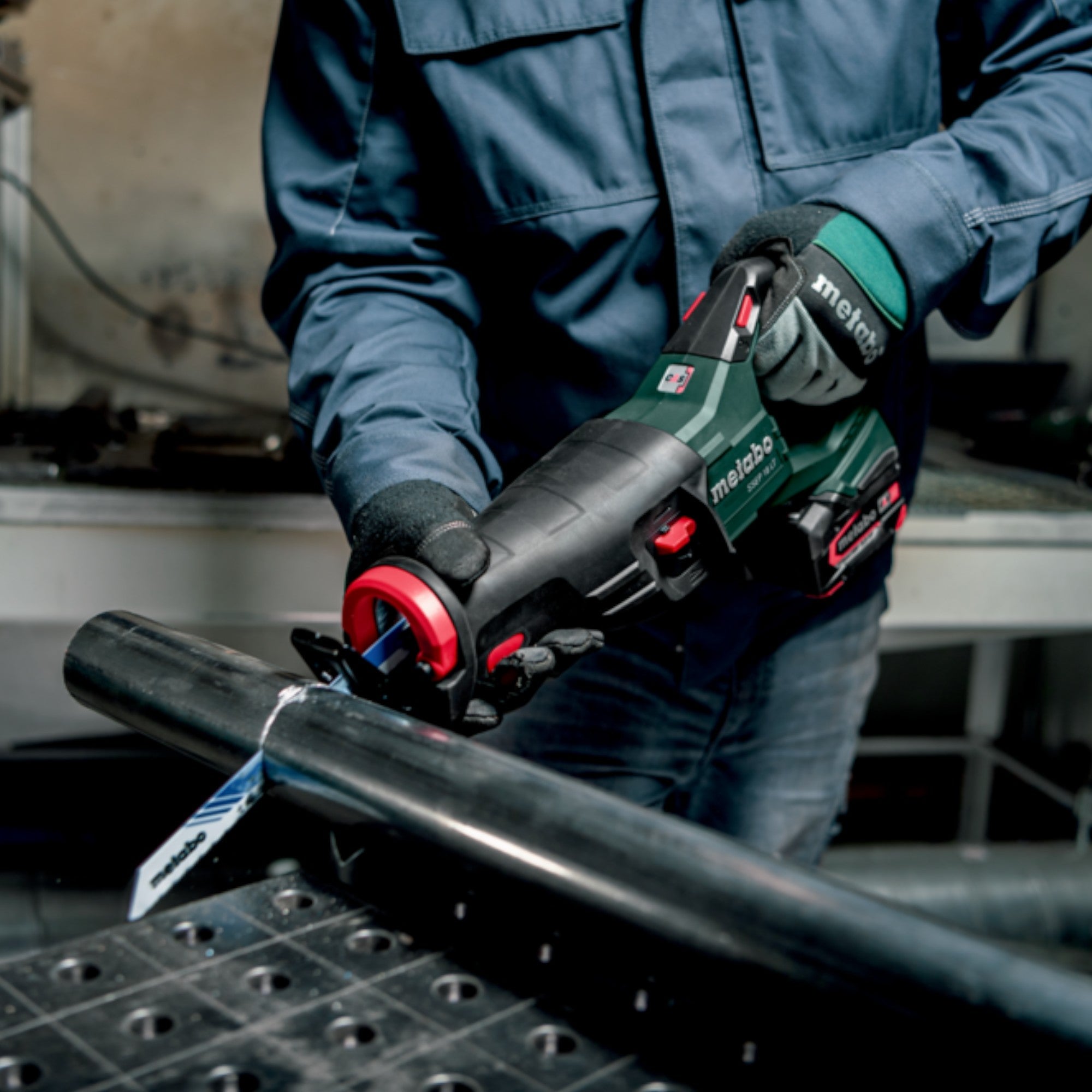 Metabo SSEP 18 LT Akku Saebelsaege 18 V 32 mm 2x LiHD Akku 8 0 Ah Ladegeraet 3 - toolbrothers
