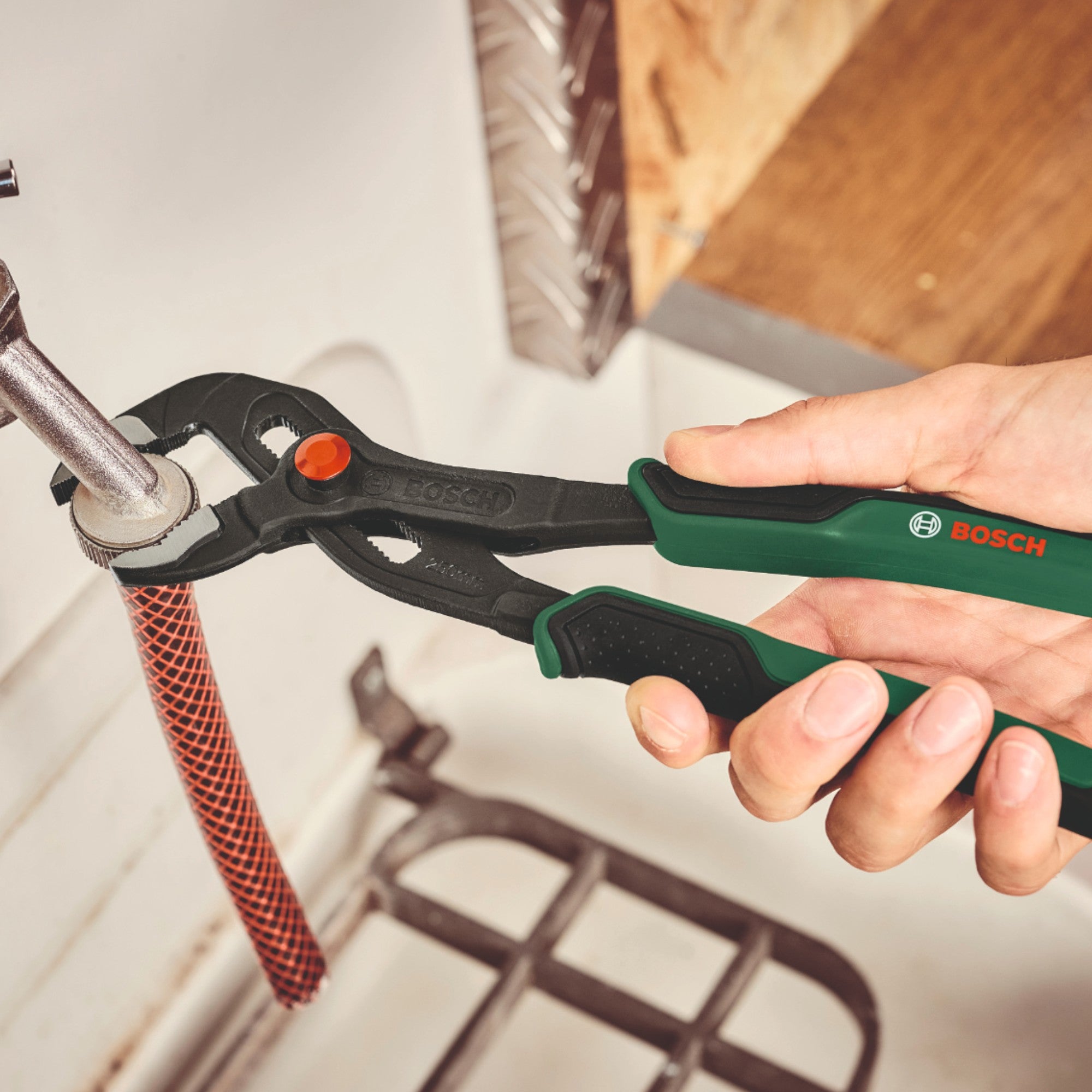 Bosch Advanced Hand Tool S Handwerkzeug Set 52 tlg 1600A02BY7 Zange Ratsche Schraubendreher Schraubenschluessel Bits Sechskantschluessel Koffer 3 - toolbrothers