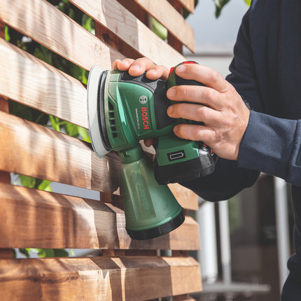 Bosch UniversalOrbit 18V 20 Akku Exzenterschleifer 18 V 125 mm 1x Akku 4 0 Ah Ladegeraet 3 - toolbrothers