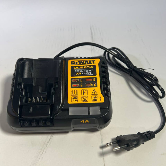 DeWalt DCB 1104 Schnell Ladegeraet 10 8 18 V 4 0 A fuer XR Li Ion Akkus Leicht Gebraucht 0 - toolbrothers