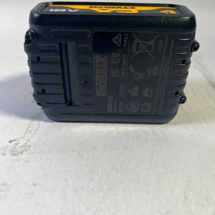 DeWalt DCB 182 Akkupack 18 V 4 0 Ah 4000 mAh XR Li Ion Akku mit Ladestandanzeige Leicht Gebraucht 3 - toolbrothers