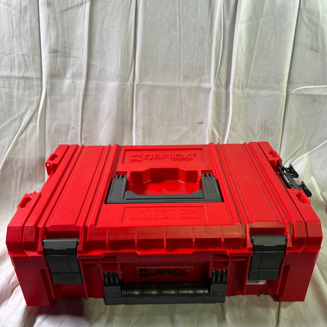 Qbrick System PRO Technik Case 2 0 RED ULTRA HD Custom Werkzeugkoffer 450 x 332 x 171 mm 12 l stapelbar IP54 mit Ablage Unvollstaendig 0 - toolbrothers