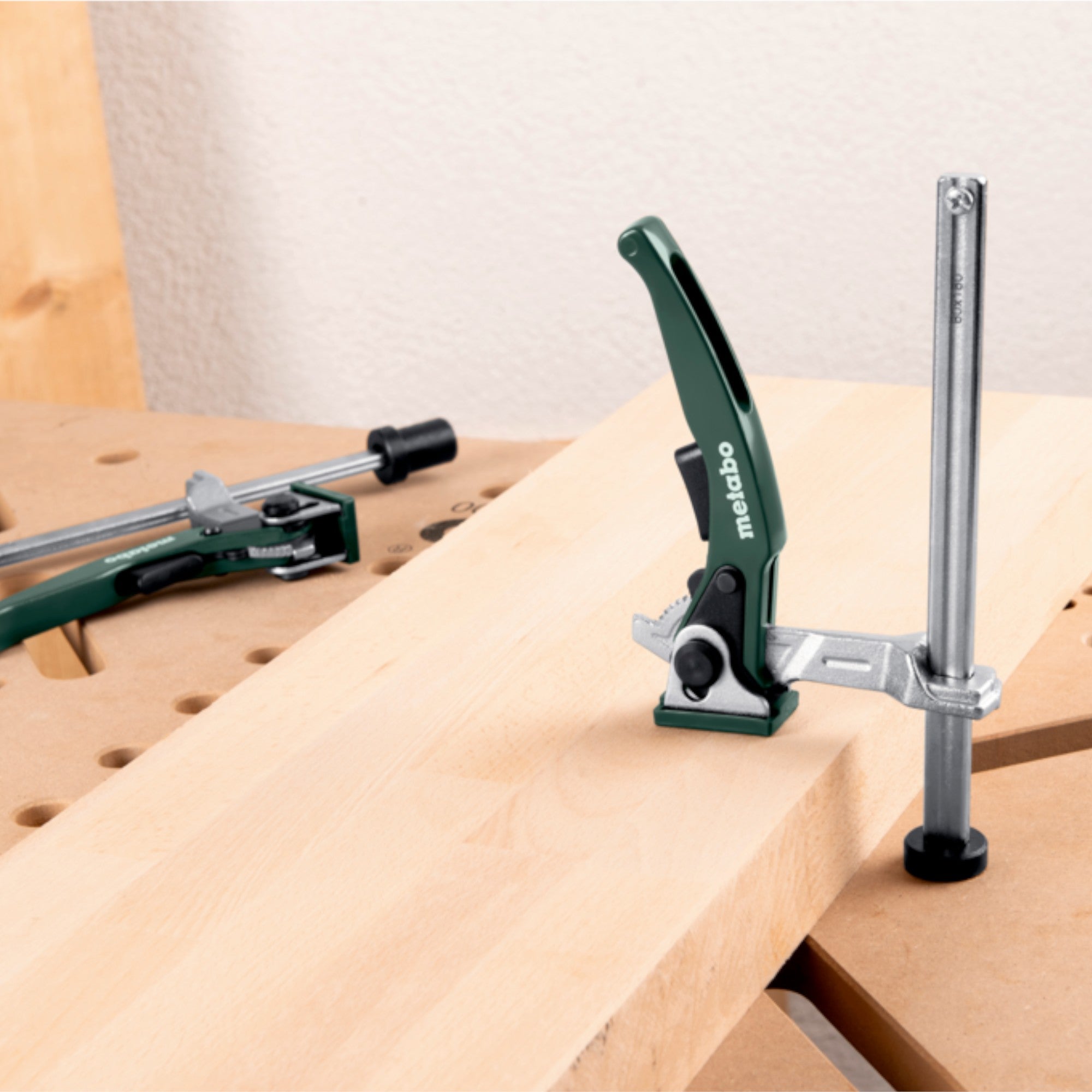 Metabo Senkrecht Schnellspannzwinge 155 mm fuer MWB 630139000  1 - toolbrothers