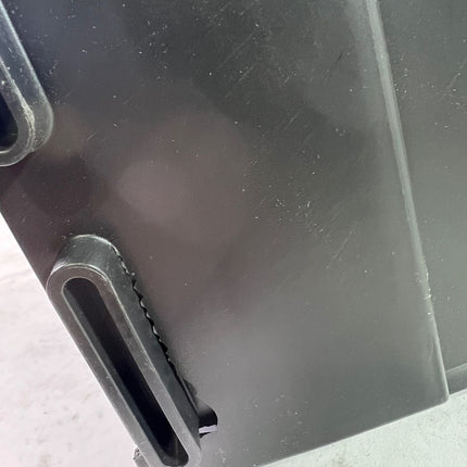 Qbrick System ONE 450 Basic Werkzeugkoffer 585 x 385 x 422 mm 52 l IP66 alte Version Beschaedigt 2 - toolbrothers