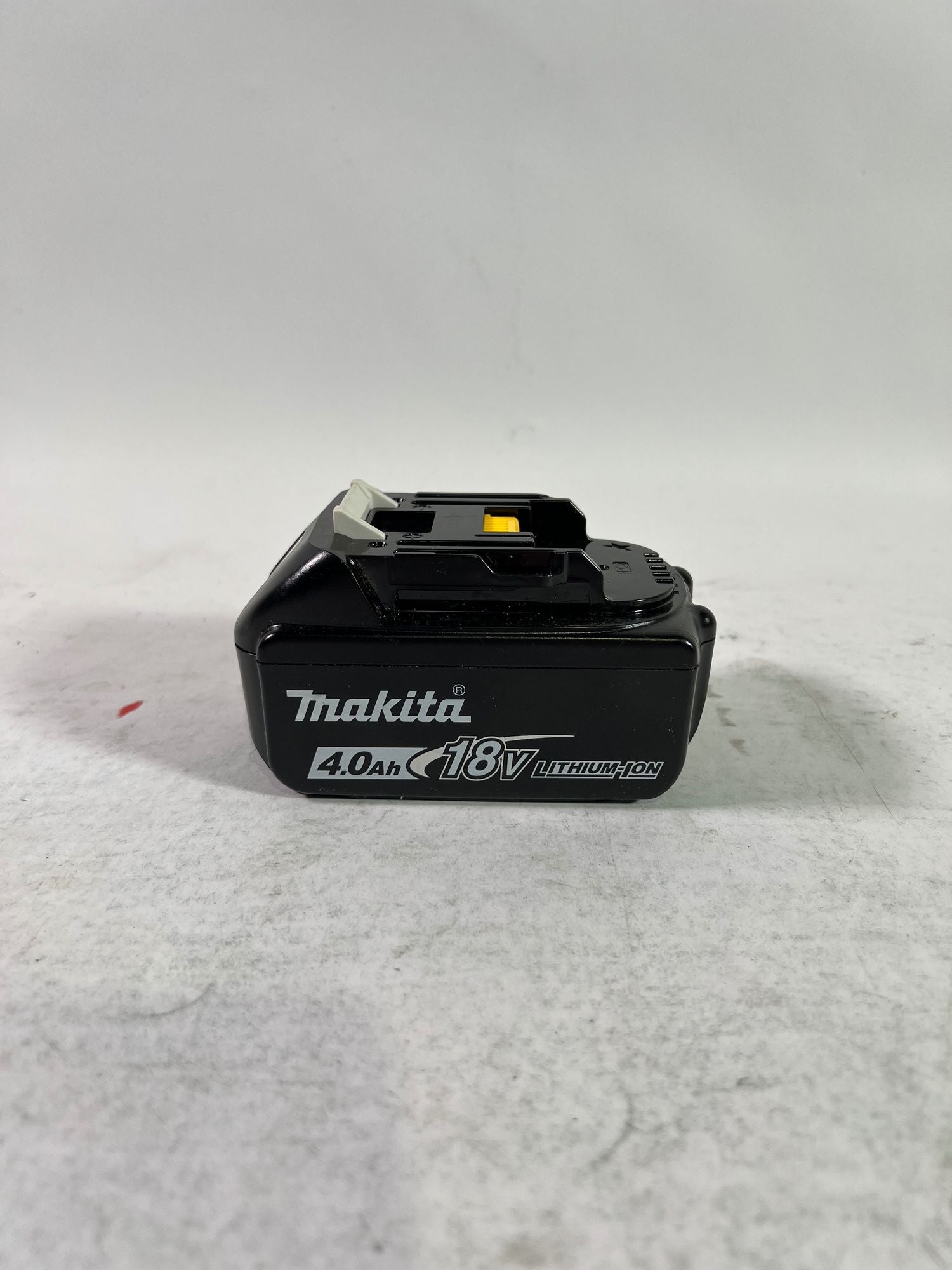 Makita BL 1830 B Li Ion Akku 18 V 3 0 Ah 3000 mAh 197599 5 mit LED Anzeige original kein Nachbau Reparaturgeraet 0 - toolbrothers