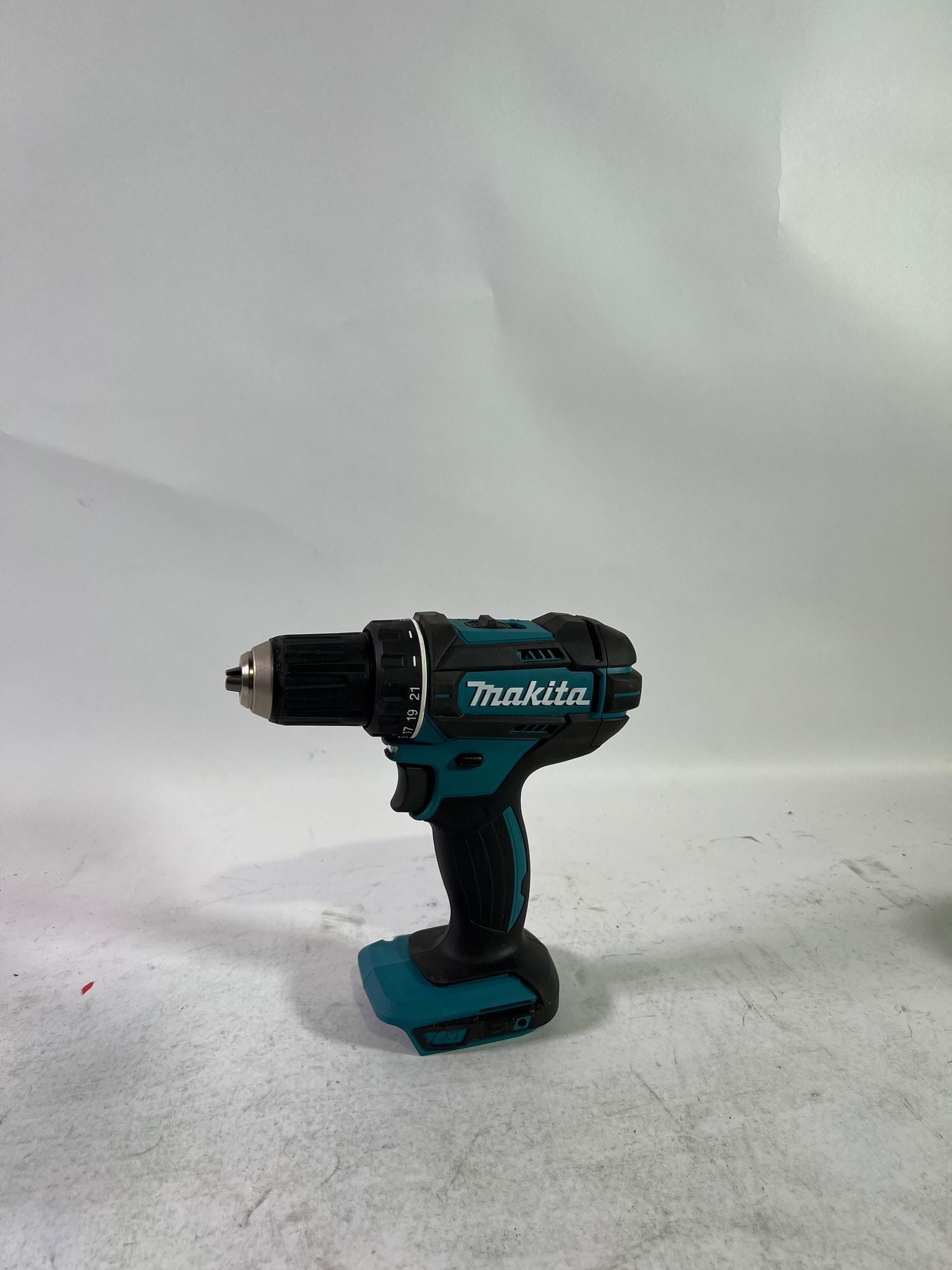Makita DHP 482 Z Akku Schlagbohrschrauber 18 V 62 Nm Solo ohne Akku ohne Ladegeraet Reparaturgeraet 0 - toolbrothers