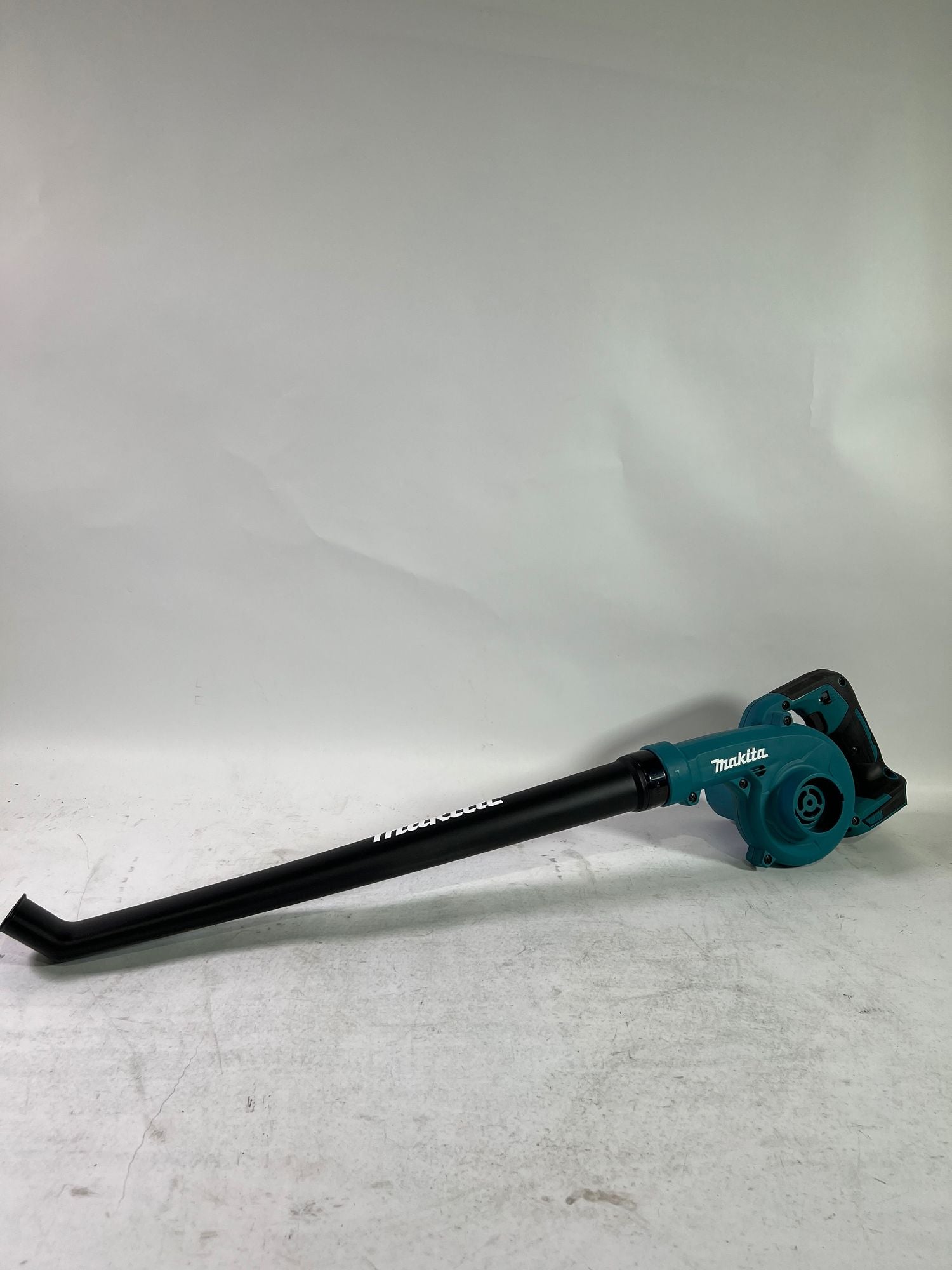 Makita DUB 186 Z Akku Geblaese Laubblaeser 18 V Fangsack ohne Akku ohne Ladegeraet Reparaturgeraet 0 - toolbrothers