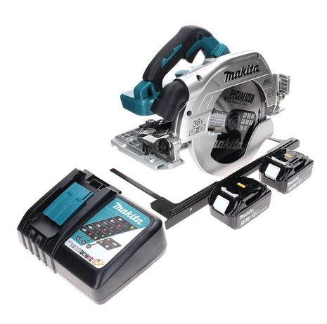 Makita DHS 900 RF2 Scie circulaire sans fil 36 V (2x 18 V) 235 mm brushless + 2x Batteries 3,0 Ah + Chargeur