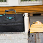 Toolbrothers Fan Lunchpaket in Makita Kühltasche mit Edelstahl Brotdose 2 Etagen Bambus Deckel 1340 ml + Edelstahl Trinkflasche 500 ml + 4 in 1 Multifunktions Besteck - Toolbrothers